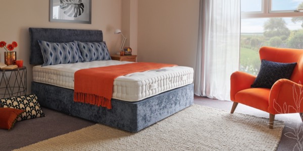 Shop Brasilia Kingsize Divan Set